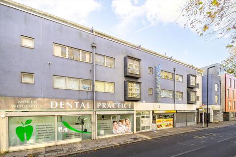 2 bedroom flat to rent, Albert Road, London E16