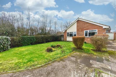 2 bedroom bungalow for sale, Meadow Way, Abberton, CO5