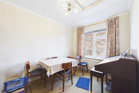 undefined, Heath Road, Pamber Heath, Tadley, Hampshire, RG26