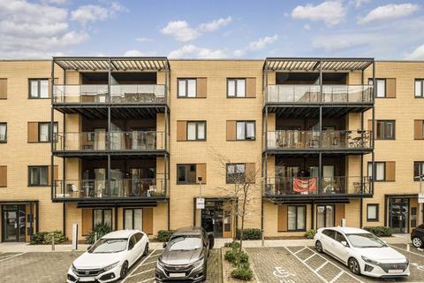 2 bedroom flat for sale, Silverworks Close, London NW9