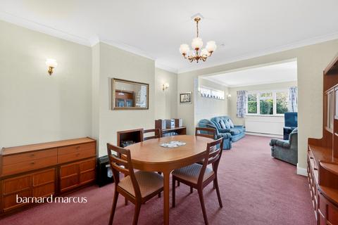 undefined, Percival Way, Epsom