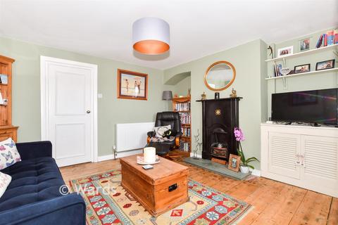 undefined, Spurgeons Cottages, Maidstone ME17