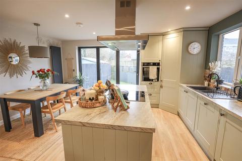 undefined, 37 Millfield Drive, Cowbridge, Vale of Glamorgan, CF71 7BR