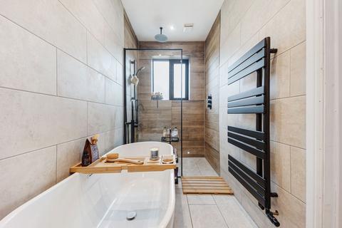 2 bedroom terraced house for sale, Bedford Street, Manchester M25