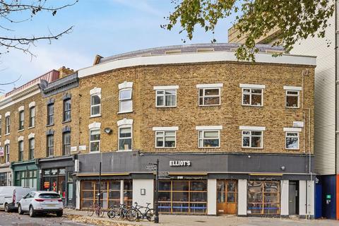 1 bedroom flat for sale, Mare Street, London E8
