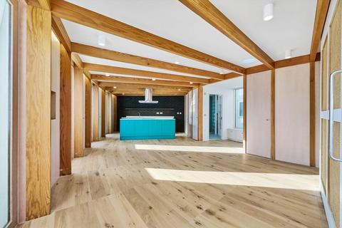 1 bedroom flat for sale, Mare Street, London E8