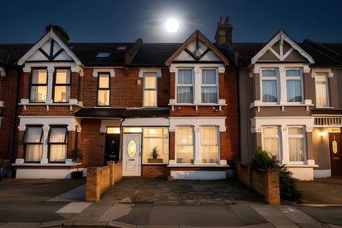 4 bedroom terraced house for sale, Chester Road, Ilford IG3