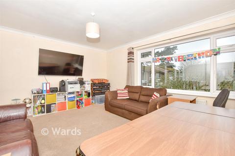 undefined, Pine Lodge, Maidstone ME16