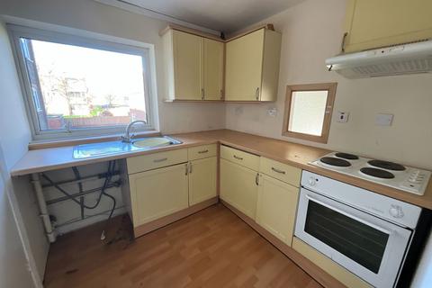 2 bedroom flat for sale, Lovett Avenue, Oldbury B69