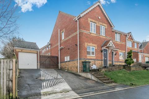 Wentworth Crescent, Bradford, West Yorkshire, BD4