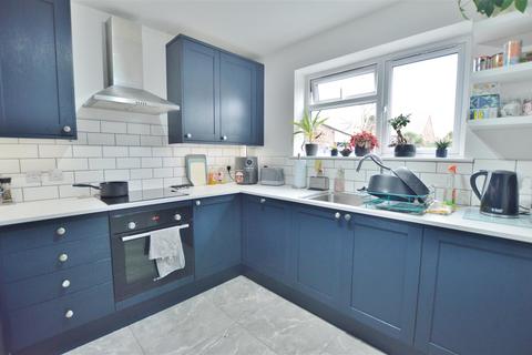 undefined, Thirlmere Avenue, Slough