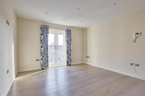 1 bedroom flat to rent, Malden Close, Cambridge