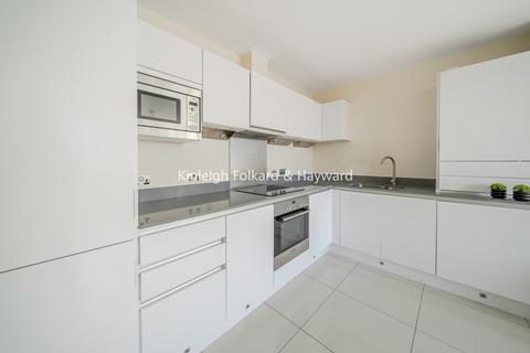 undefined, Lodge Lane, London, N12