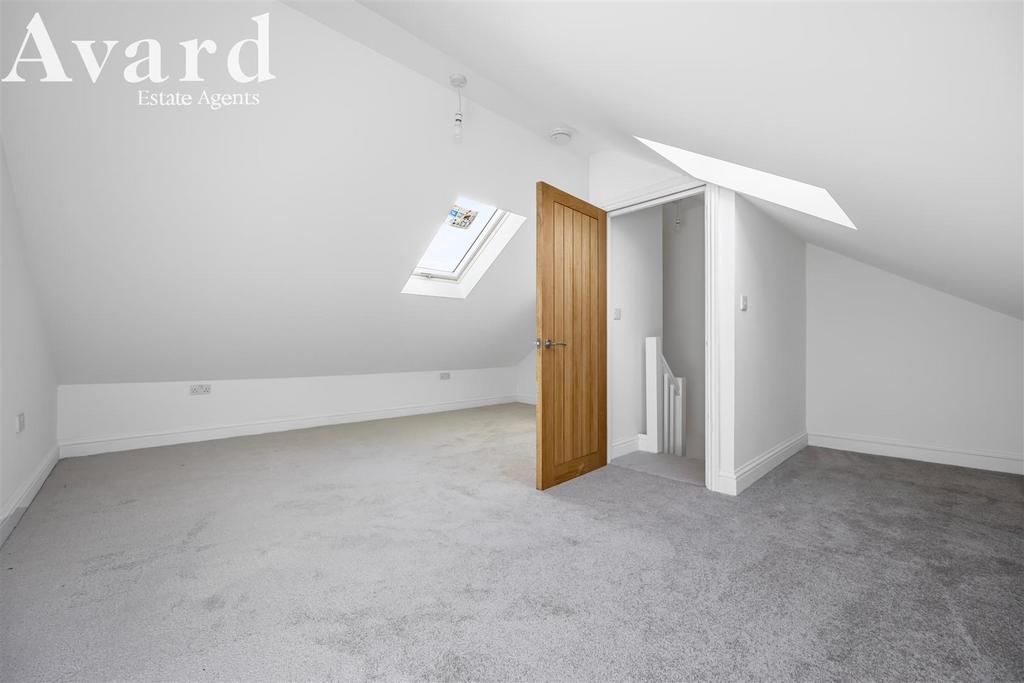 Teville Road, 19, Top Floor-0002.jpg