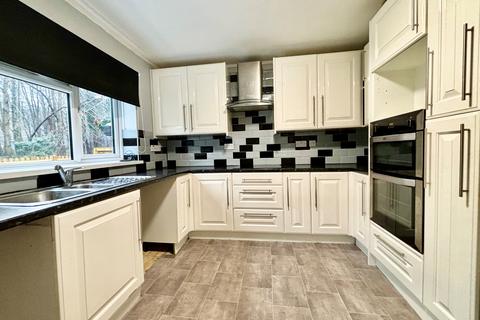 3 bedroom terraced house to rent, Burnham Walk, Gillingham, ME8
