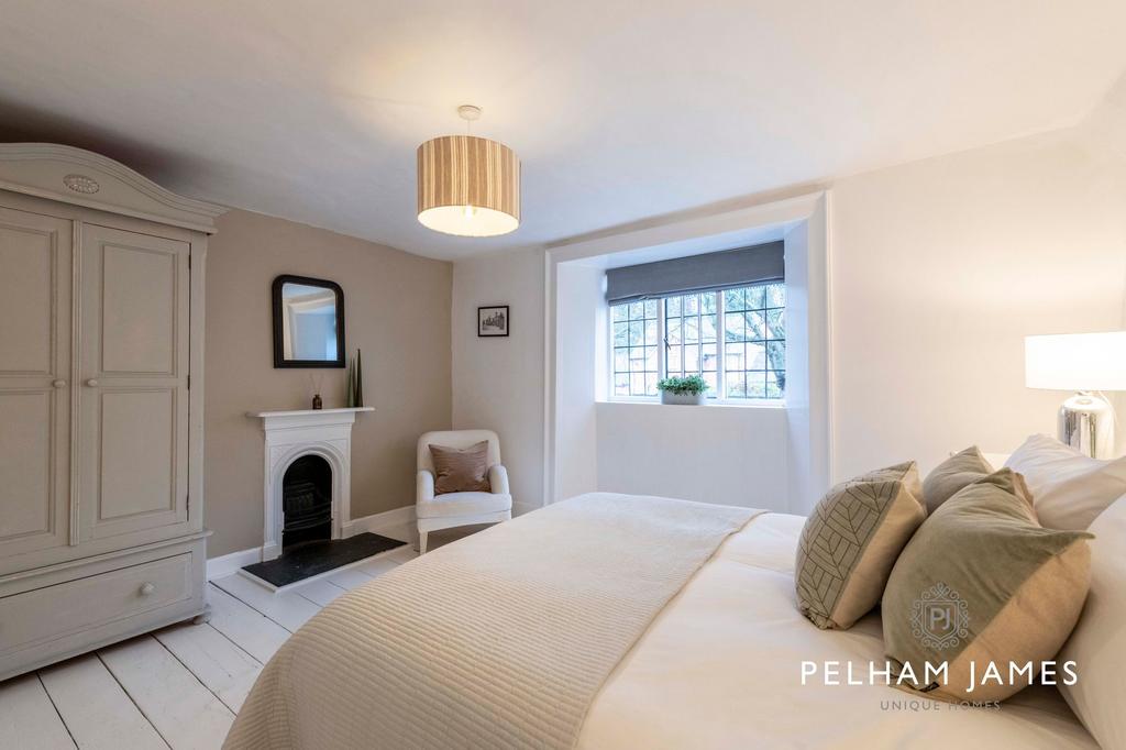 Fifth Bedroom, Bourne Eau House, Bourne