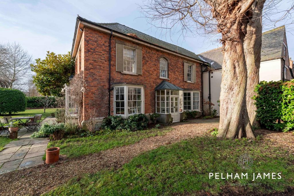 Bourne Eau House, Bourne