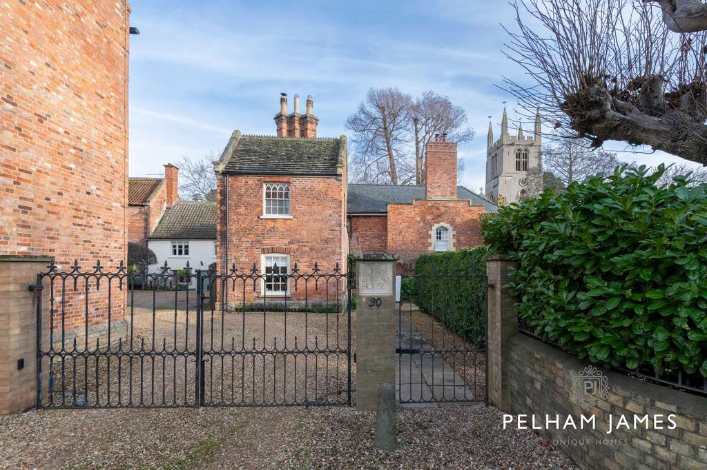 Bourne Eau House, Bourne