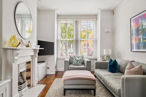 3 bedroom terraced house for sale, Wandle Road, London, SW17
