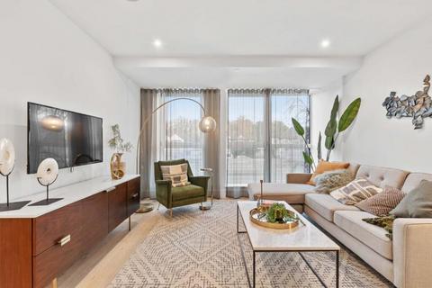 undefined, Coombe Hill House, Beverley Way SW20