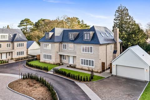 undefined, Park View Road, Caterham CR3