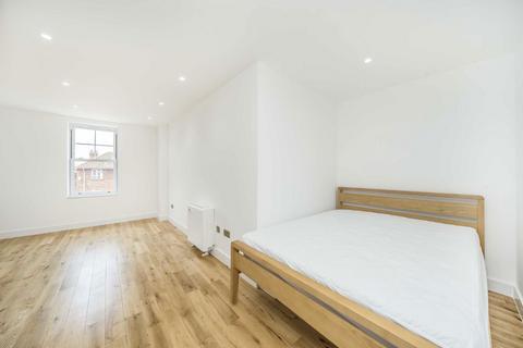 undefined, Kingsley Road, London SW19