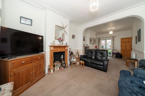 4 bedroom semi-detached house for sale, Hampton Lane, Feltham TW13