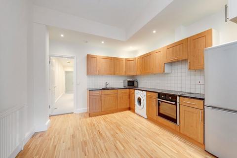 2 bedroom flat to rent, Wendell Road, London W12