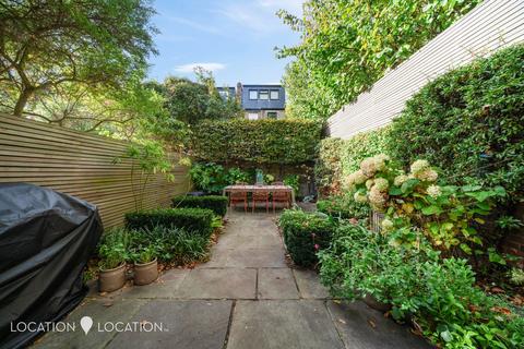 4 bedroom end of terrace house for sale, Wilmer Place, London, N16