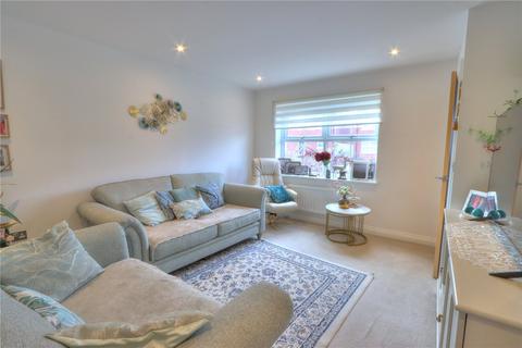 3 bedroom semi-detached house for sale, Meadow Hill, Tyne and Wear NE15