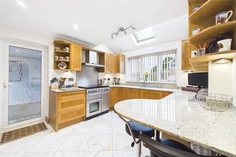 3 bedroom detached house for sale, Romans Gate, Pamber Heath, Tadley, Hampshire, RG26