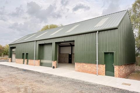 Warehouse to rent, Preston New Rd Samlesbury PR5 0UL