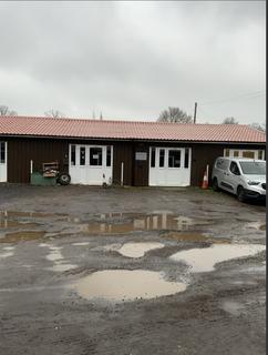 Warehouse to rent, Rusper Rd Lowfield Heath RH11 0LN