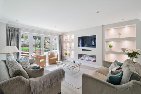 undefined, Walkfield Drive, Epsom