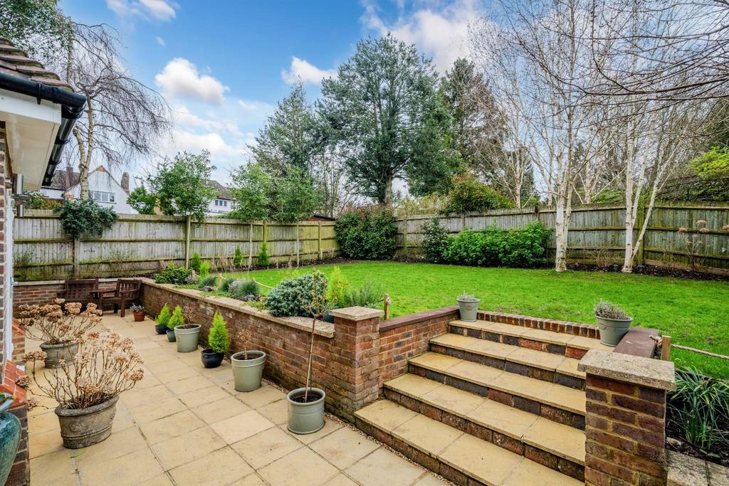 Walkfield drive
