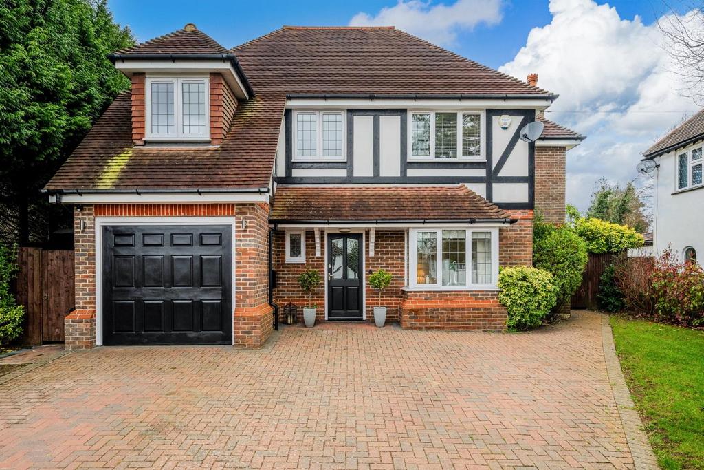 Walkfield drive