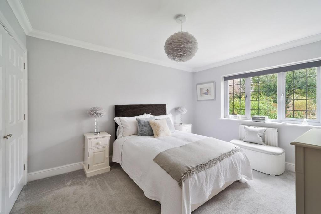Walkfield drive