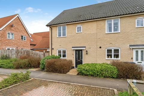 3 bedroom end of terrace house for sale, Morello Chase, Soham, Ely