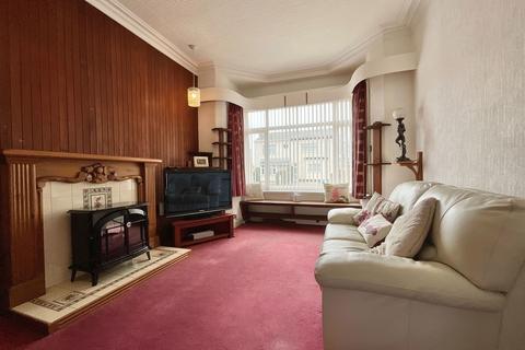 2 bedroom semi-detached house for sale, Kew Road, Southport PR8