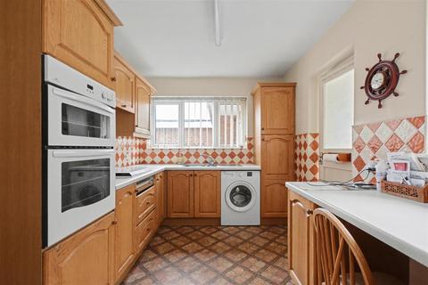 4 bedroom detached bungalow for sale, Bridle Road, Bramcote, Nottingham