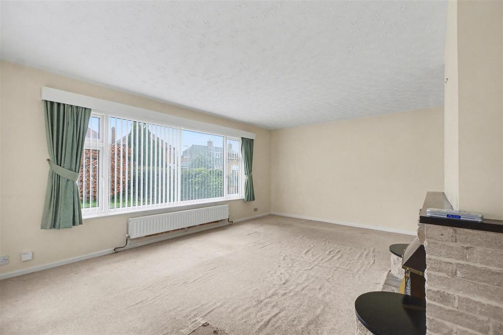 Living Room 1 1.jpeg