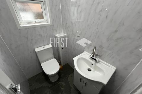 undefined, Queens Road, Leicester LE2