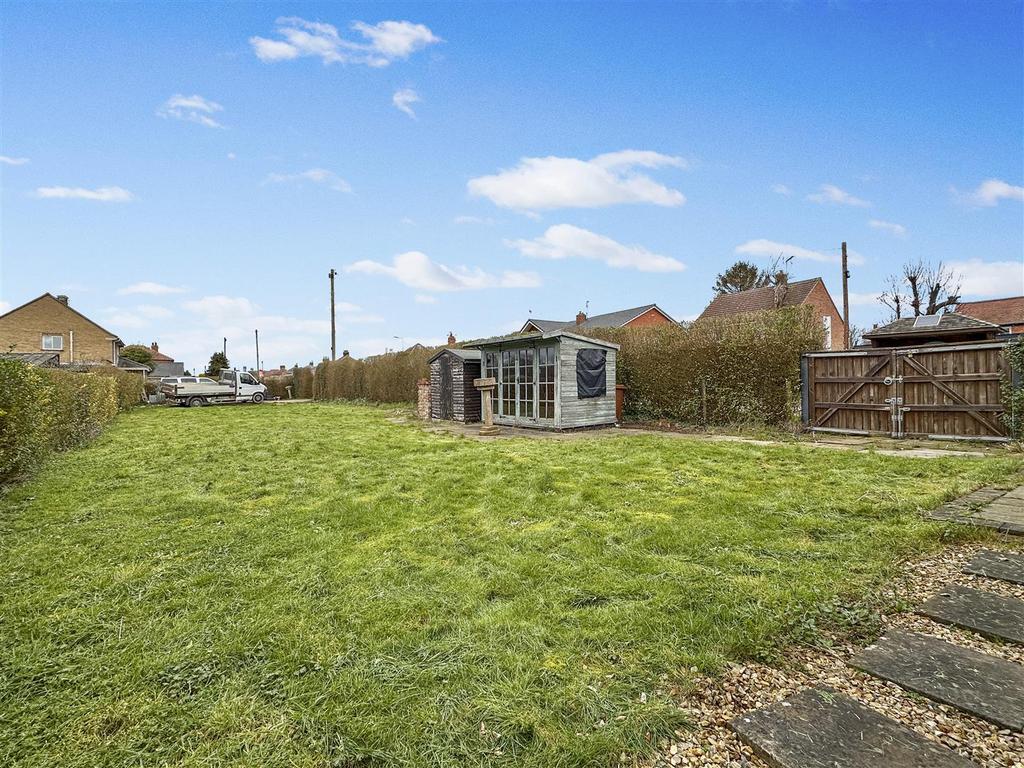 Rear Garden 483