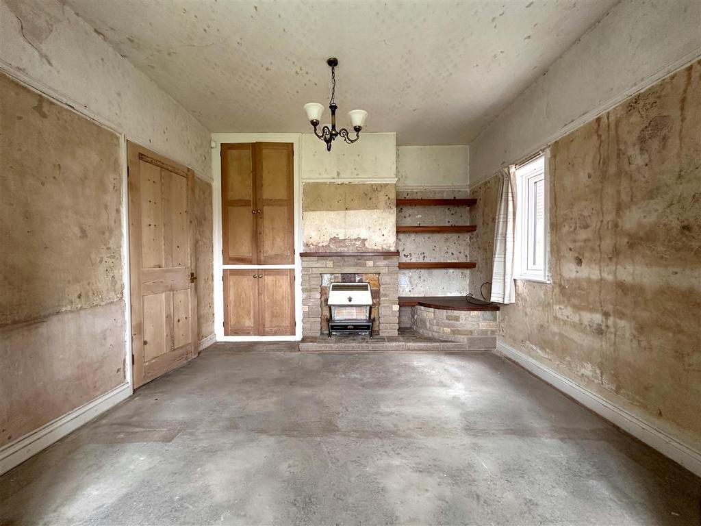 Dining Room 466