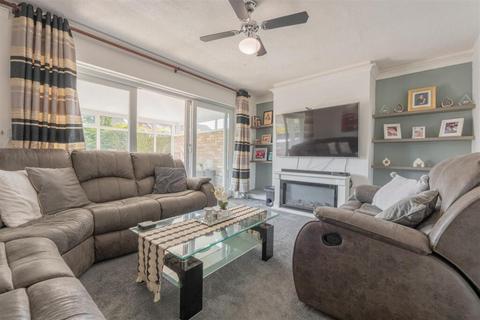 3 bedroom semi-detached house for sale, Quantock Road, Stourbridge, DY8 4UP
