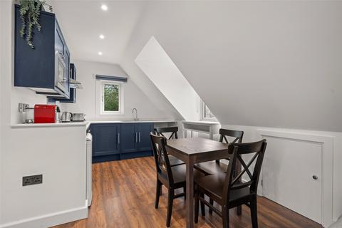 Studio to rent, Bagshot Road, Berkshire SL5