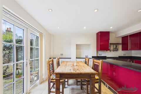 undefined, Wellington Terrace, Harrow