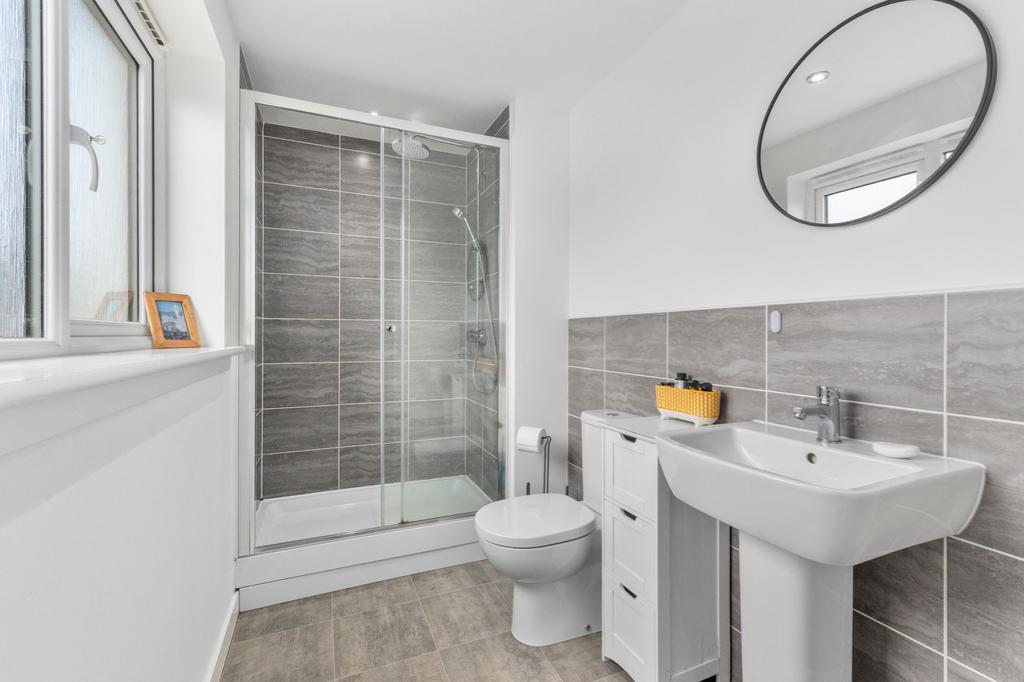 Master Bedroom with En-Suite