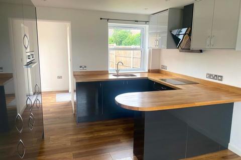 3 bedroom detached house for sale, The Street, Holywell Row, Bury St Edmunds, IP28