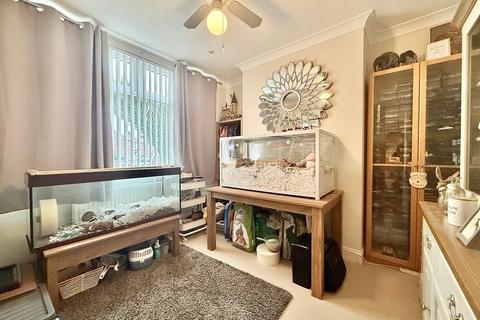 3 bedroom semi-detached house for sale, Clarence Road, Ipswich IP3